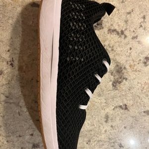 Sz 10 Men’s NoBull Mesh Runners